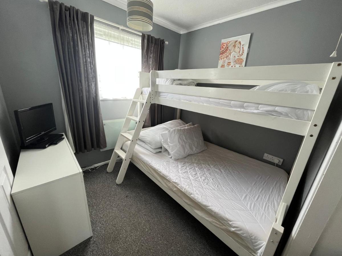 Signature, Scratby - Two Bed Chalet, Sleeps 7, Free Wi-Fi, Bed Linen And Towels Included, Pets Welcome And Onsite Entertainment Available Εξωτερικό φωτογραφία